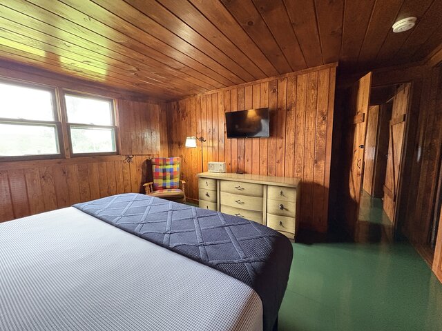 Image 20 for 11) The Cadillac