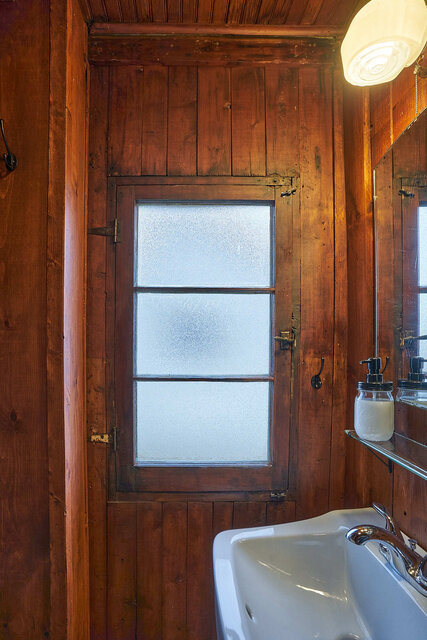 Image 14 for 07) The 7 Point