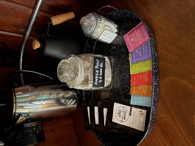 Image 5 for 11) The Cadillac