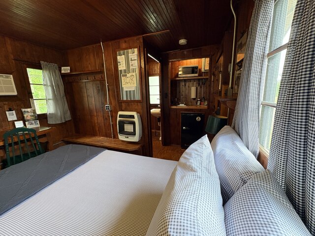 Image 9 for 09) Flag's up