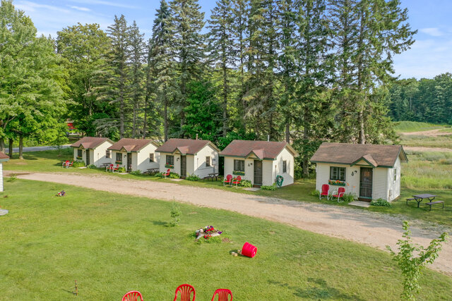 Image 22 for 05) The Ellie Mae