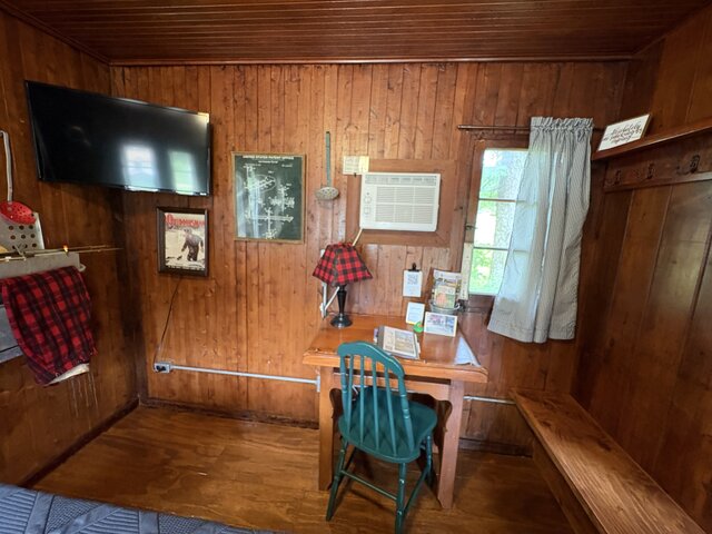 Image 4 for 09) Flag's up