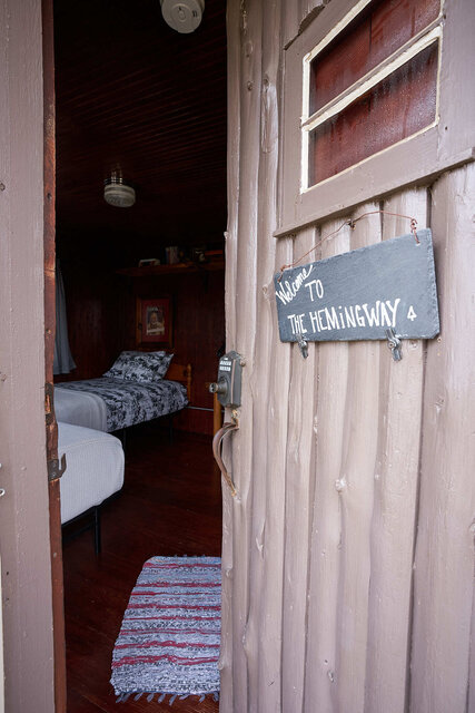 Image 3 for 08) The Hemingway