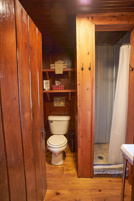 Image 10 for 04) Gone Fishin