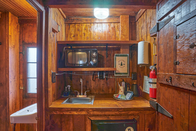 Image 11 for 07) The 7 Point