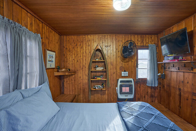 Image 3 for 06) The Greenwing Getaway