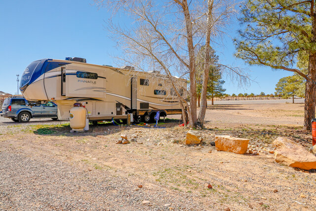 Image 1 for RV16) RV 16