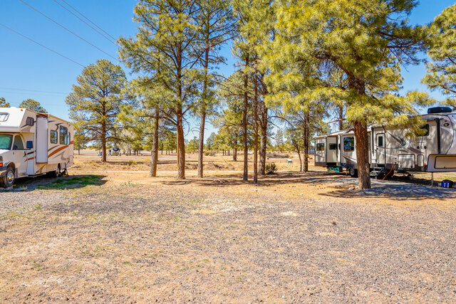 Image 1 for RV05) RV 5