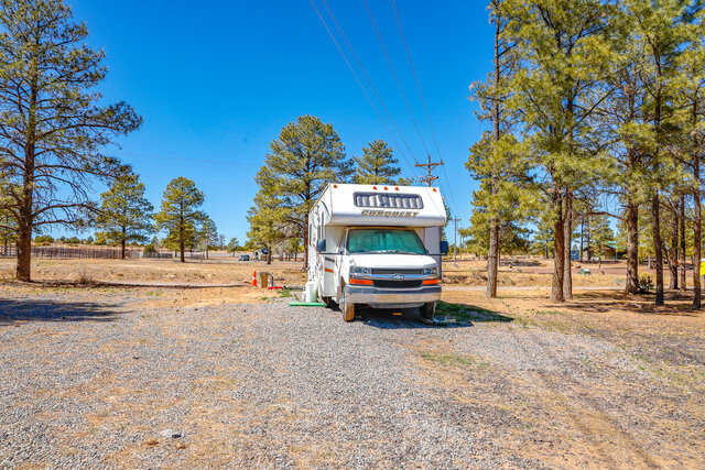 Image 1 for RV04) RV 4