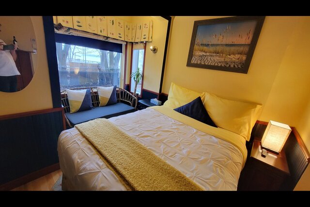 Image 2 for BAHAMAS SUITE