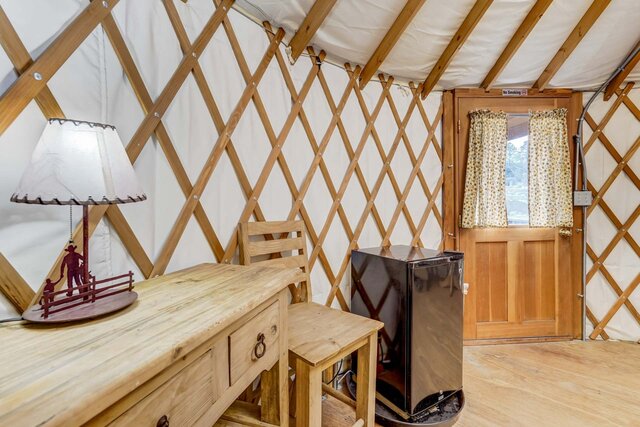 Image 5 for Yurt B