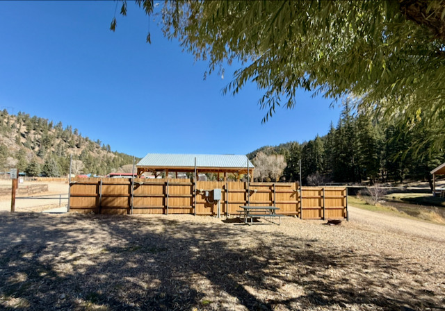 Image 3 for 19 19) Back-in (50amp) 36' Max RV