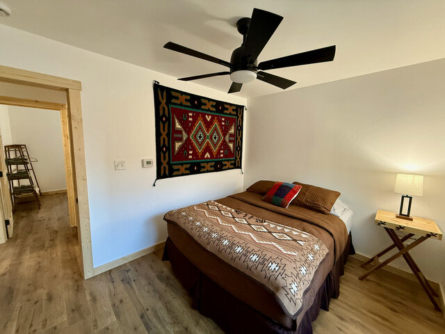 Image 4 for Cab 01 River Cabin 1 (2 Bdrm, 1 loft)