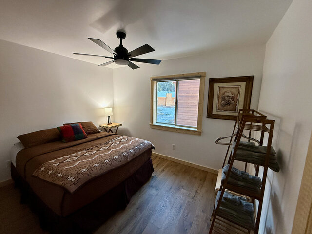 Image 5 for Cab 01 River Cabin 1 (2 Bdrm, 1 loft)