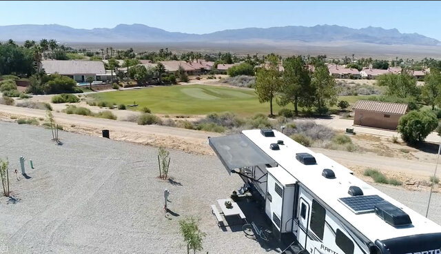 Image 4 for Premium Back-in