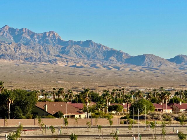 Image 16 for Luxury Pull-thru