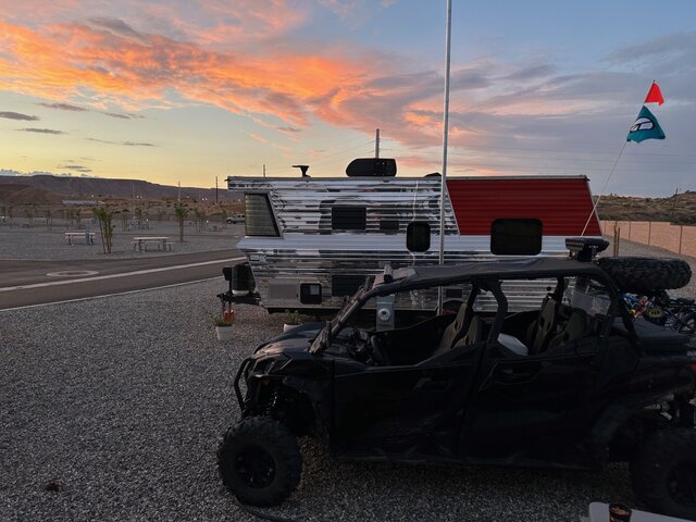 Image 2 for Deluxe Back-in