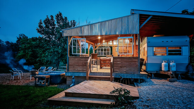 Image 5 for Beatrice at The Last Resort