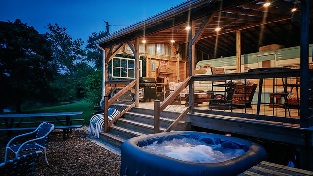 Image 1 for Beatrice at The Last Resort