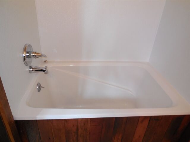 Image 2 for Room #23