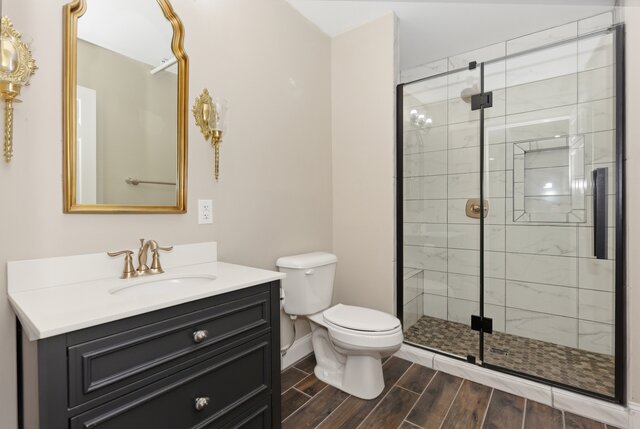 Image 6 for Compass Suite + Kitchen Room 12 - 1st Floor