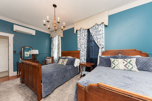 Image 9 for Lamplighter Rooms 9 & 10 - 2nd Floor