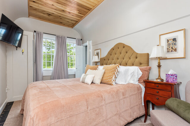 Image 1 for The Bluegrass Room 7 - 2nd Floor