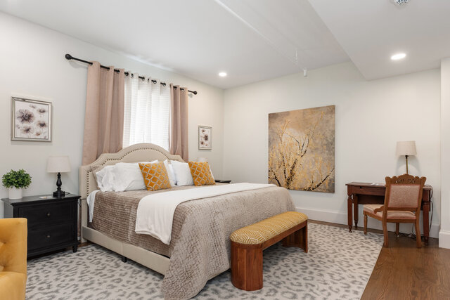 Image 2 for Honeybee Room 11 - 1st Floor