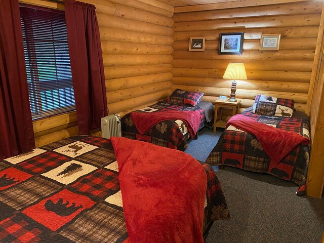 Image 10 for Moose Cabin