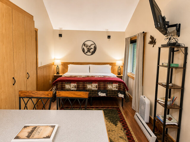 Image 3 for Eagle's Nest Cabin