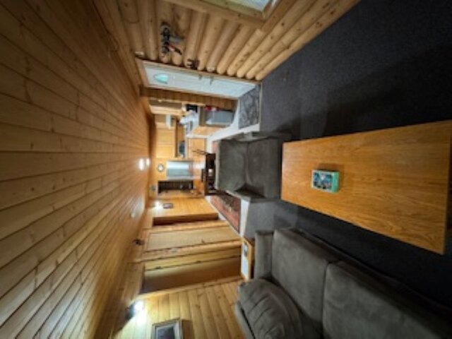 Image 18 for Moose Cabin