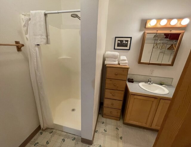 Image 11 for Eagle's Nest Cabin