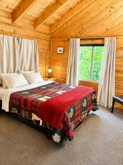 Image 3 for Bear's Den Cabin