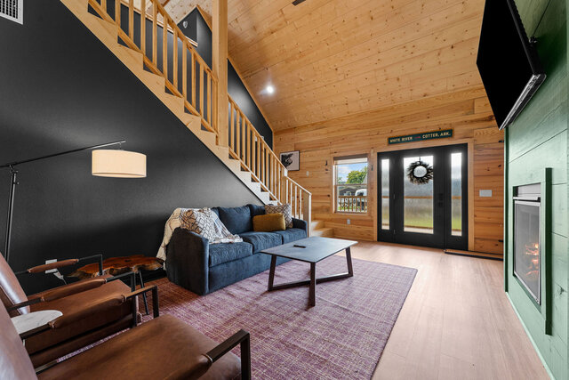 Image 6 for D2. Rivermark Lodge (8)