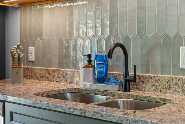 Image 10 for D2. Rivermark Lodge (8)