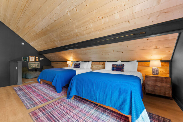 Image 5 for E2. Tailwater Lodge (6)