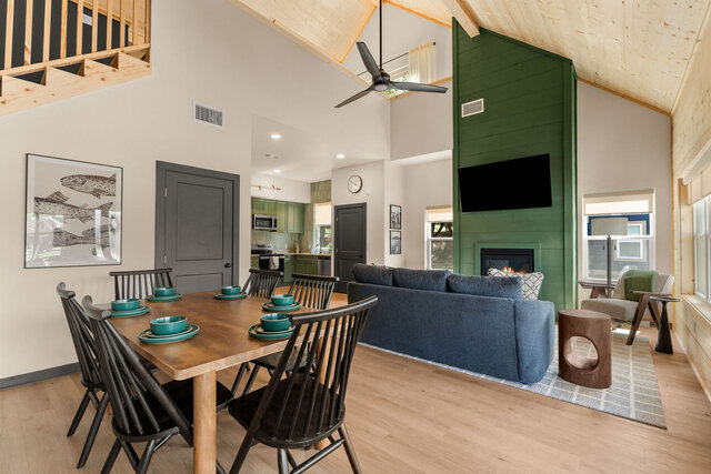 Image 1 for B2. Riffle Lodge (6)