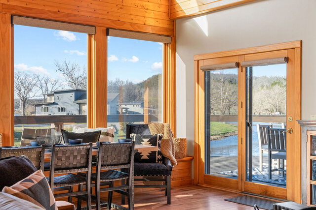 Image 8 for 00) Stillwater Lodge