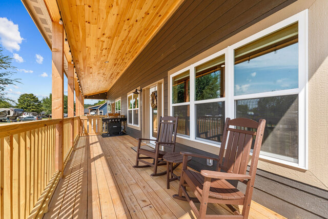 Image 19 for E2. Tailwater Lodge (6)