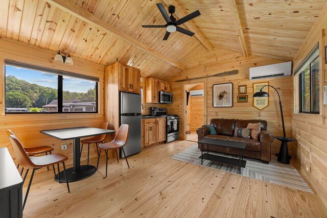 Image 3 for R02. Caddis Cabin (4)
