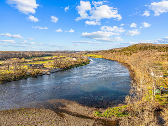 Image 19 for 00) Stillwater Lodge