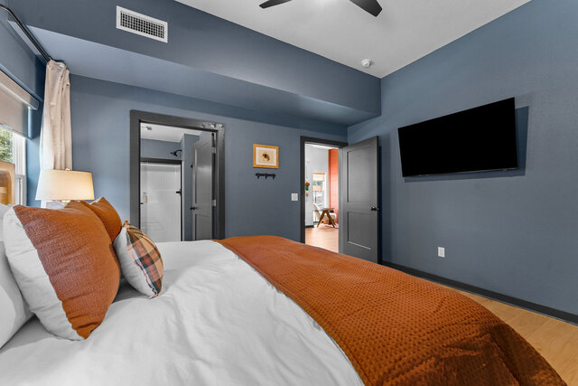 Image 4 for E2. Tailwater Lodge (6)