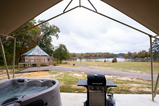 Image 19 for Luxury Glamping Tent Suite