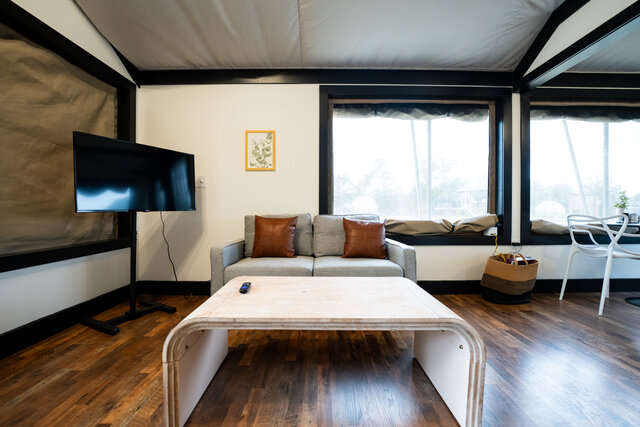 Image 9 for Luxury Glamping Tent Suite