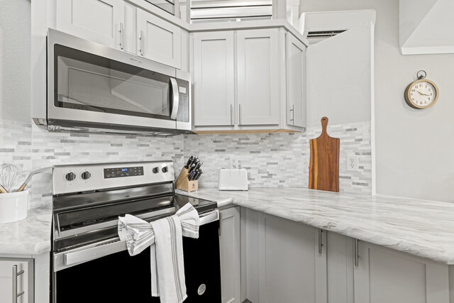 Image 7 for D18 Loft Cabin