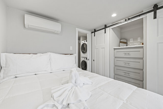 Image 10 for D13 Loft Cabin