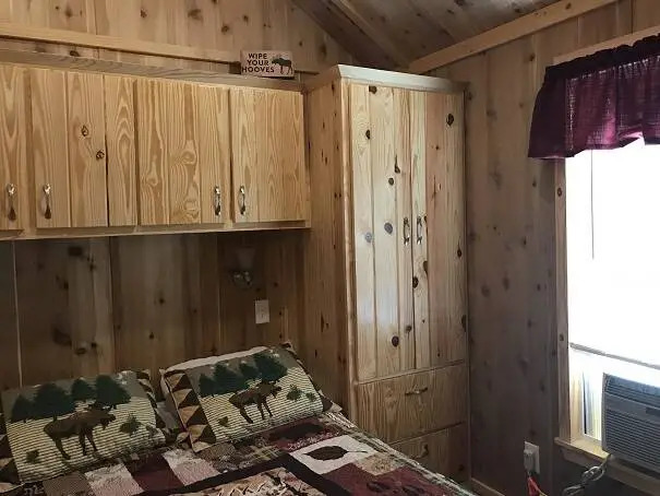 Image 2 for Hillside Cabins with Bunks & Queen Loft