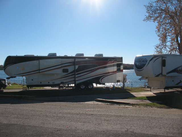 Image 1 for Lakefront RV Sites