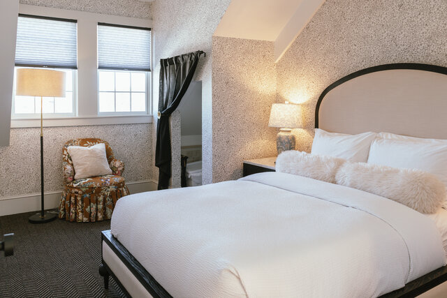 Image 4 for 303 2 Bedroom Trillium Suite