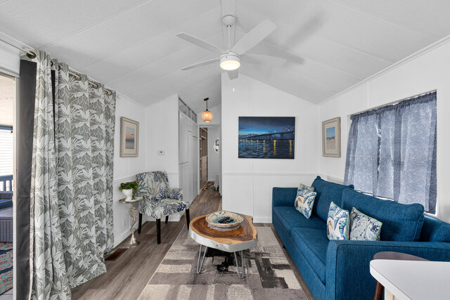 Image 4 for Clam's Cottage with Jacuzzi @ LIV Resort